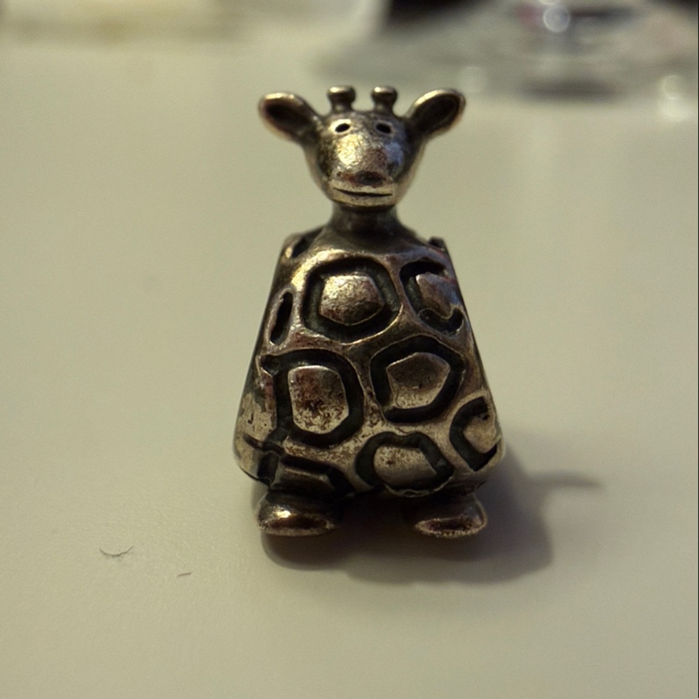 Pandora Giraffe Pendant